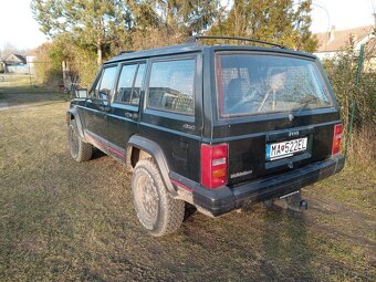 Predám Jeep Cherokee xj - 2