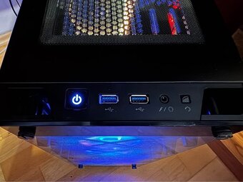 Corsair iCUE 465X - 2