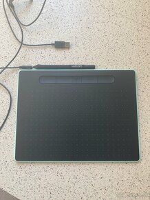 Wacom Intuos M Bluetooth Pistachio - 2