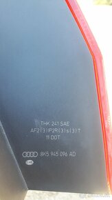 Predam prave zadne led svetlo Audi A4 2011 - 2