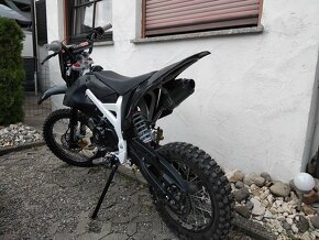 Predám pitbike motocrossove enduro 125 stvortakt - 2