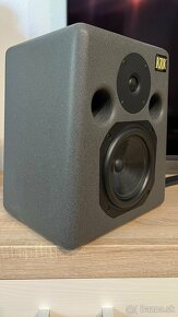 Studiove monitory KRK K-ROK - 2