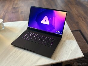 PREDÁM: Najnovší Razer BLADE 15 v záruke, ako NOVÝ - 2