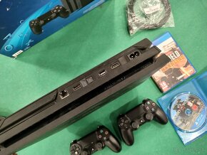 Playstation 4pro 1000gb 2x ovladač 2x hra - 2