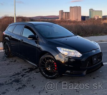 Ford Focus ST EcoBoost 2.0T SWISS BLACK-LED - 2