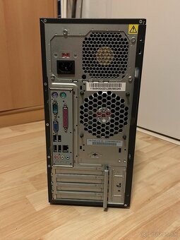 Lenovo Thinkcentre M58e - 2