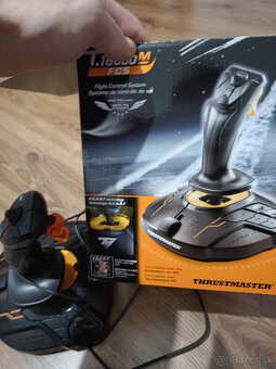 Joystick Thrumaster T.16000M - 2