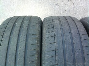 Predam letne pneu 225/50 R17 michelin - 2