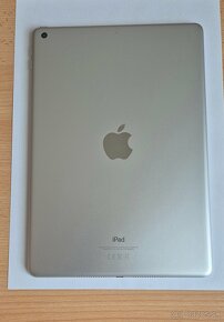 iPad 7. generácia strieborný Wi-fi 10,2" 32GB - 2