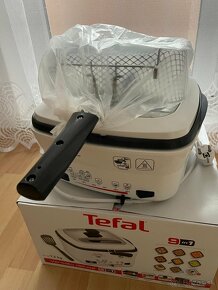 Fritéza Tefal Versalio Deluxe 9v1 FR495070 Nerezová/ - 2