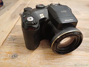 Finepix s7000 - 2