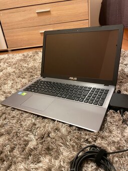 Notebook Asus X550 - 2