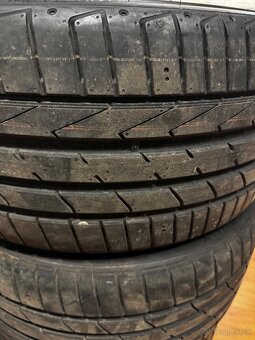 245/35 R19 letne pneu Hankook - 2