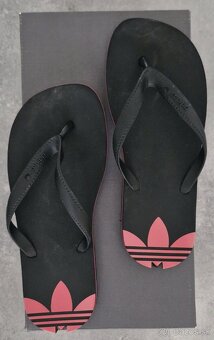 Plážové šlapky Adidas č.36 - 2