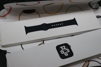 Apple Watch SE 44mm GPS 2022 - TOP - 2