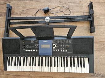 Yamaha PSR E333 - 2