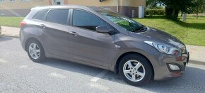 Hyundai i30 CW - 2014 - 1.6 MPI - 85000 km - 2