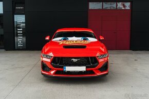 McQueen lightning Mustang GT 5.0 453 koní na prenájom - 2