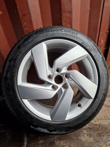 5x112 r17 kolesa Touran disky volkswagen 225 50 17 elektrony - 2