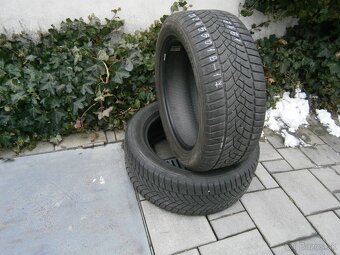 Predám 2x zimné pneu Goodyear 245/50 R18 104VXL - 2