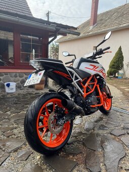 KTM Duke 390 - A2 - 2