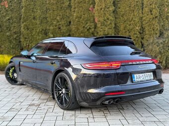 Porsche Panamera 4 E-Hybrid Sport Turismo 2.9 V6 462PS - 2