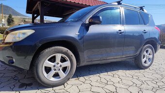 Toyota RAV4 4x4,2,2 100kw 2007 - 2