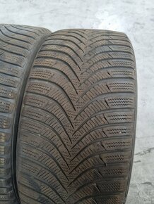 225/45 r17 zimne - 2