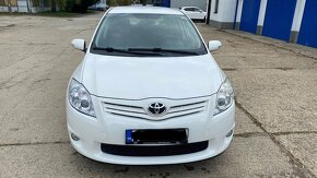 Predám Toyotu Auris 1,6 benzín 97kW - 2