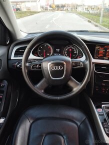 Audi A4 b8 2010 - 2