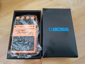 Gitarový efekt BOSS Turbo Distortion DS-2 - 2