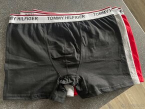 Predám pánske boxerky Tommy Hilfiger, 3ks v balení - 2