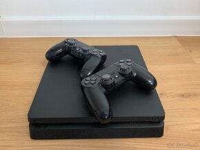 Predám Ps4 Slim - 2