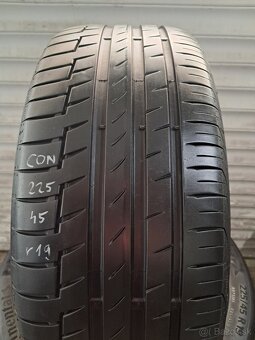 Continental letné 225/45/R19 - 2