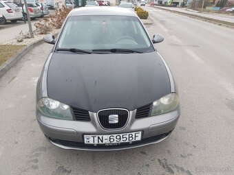 Seat Ibiza 1.4i 16V Signo - 2