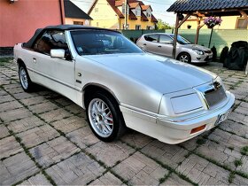 Chrysler Le Baron 2.5i - 2