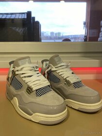 Predám air Jordan 4 frozen moments - 2