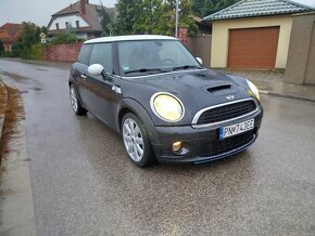 Mini Cooper S 1.6i turbo - 2