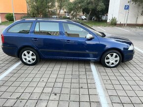 Škoda Octavia Combi 2.0TDI ELEGANCE - 2