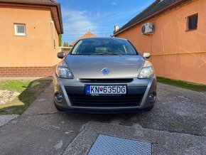 Renault Clio 1.2i - 2