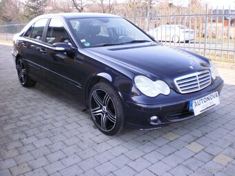 Mercedes Benz C220CDi 110kW,M6 r.2006 - 2