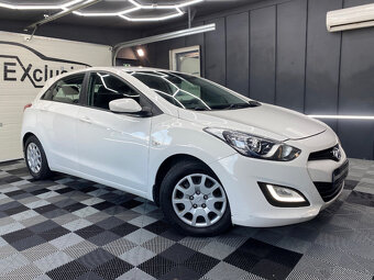 Hyundai i30 1.6 CRDi DOHC 16V Comfort - 2