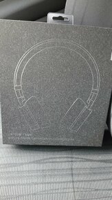 Lenovo Yoga Active Noise Cancellation - 2