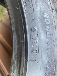 Predám zimné pneu Sebring 235/45 r18 - 2