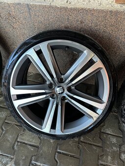 Predam elektorny orginal cupra r19 5x112 - 2