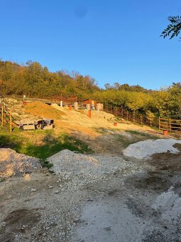 Pozemok v obci Prašník - 2