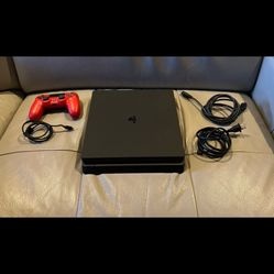 PS4 1TB + red joystick, 4hry - 2