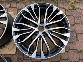 AUDI A6 S6 RS6 4G0 A7 S7 4G8 ALU DISK 8,5J x 20H2 ET45 - 2