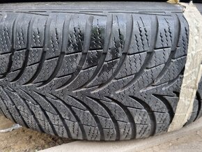 195/55R16 Mercedes - 2