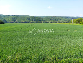 Pozemok na výstavbu bytového/rodinného domu Marhaň - 2